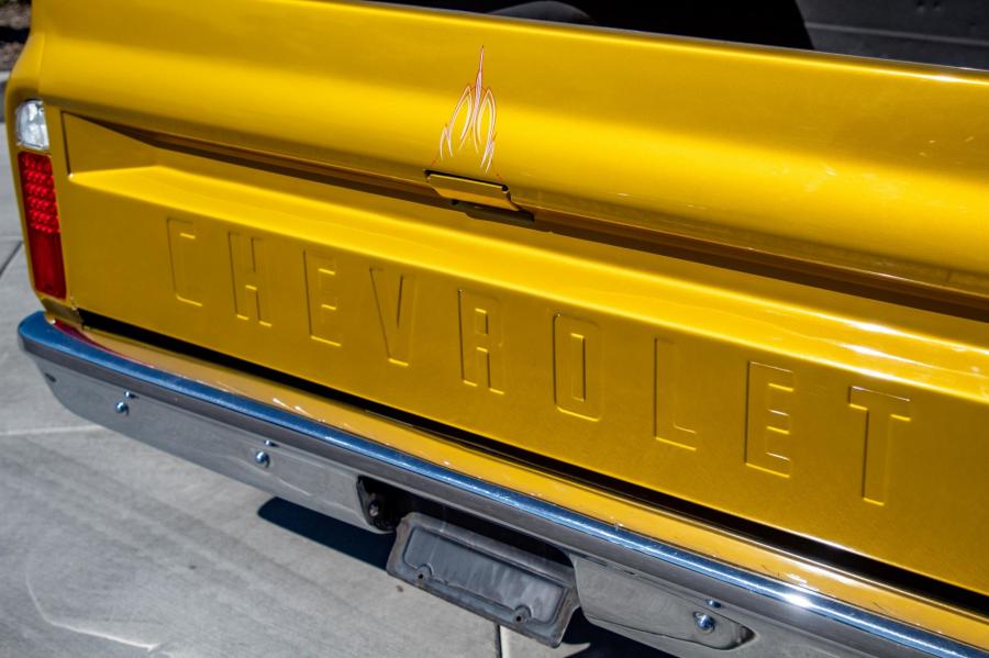 Детали экстерьера Chevrolet C10 Custom 1967 года  (фото 54 из 145)